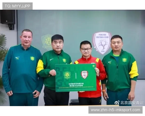 足球联赛在青训扶持中鼓励俱乐部与学校合作开展课程互认，足球俱乐部青训简介
